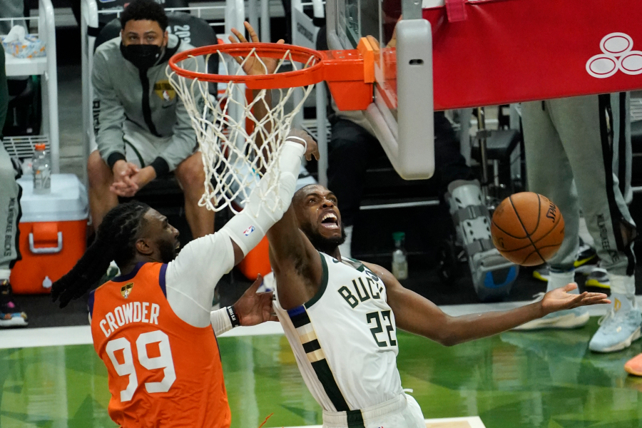 El quinto juego de Milwaukee Bucks y Phoenix Suns es crucial